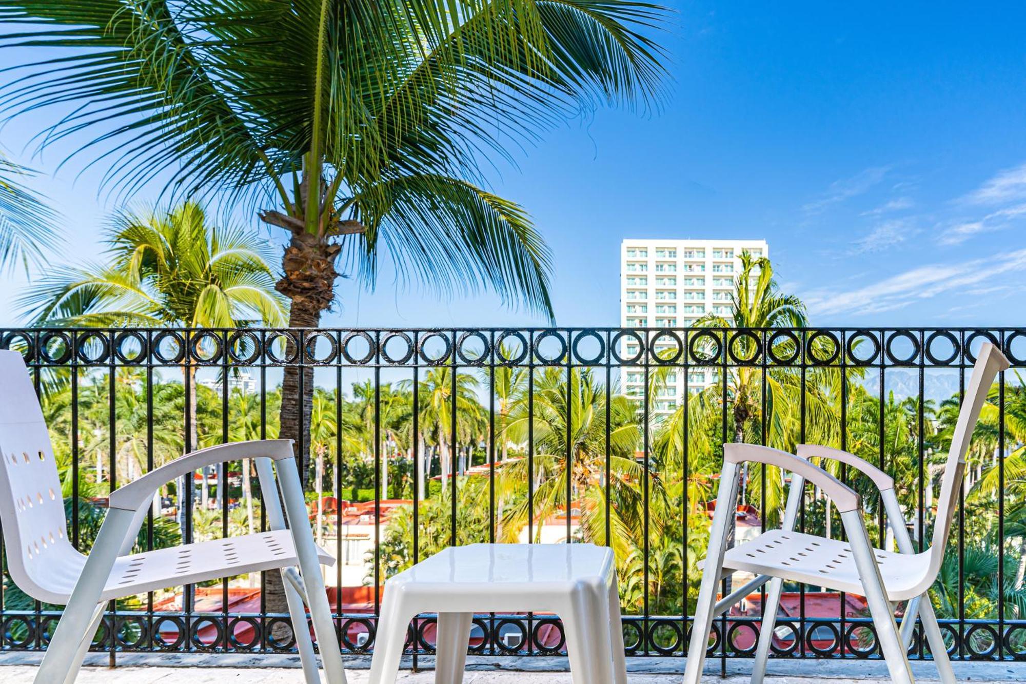 Krystal Vallarta Puerto Vallarta Buitenkant foto